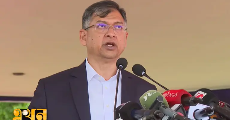 স্বরাষ্ট্রমন্ত্রী সালাউদ্দিন আহমদ